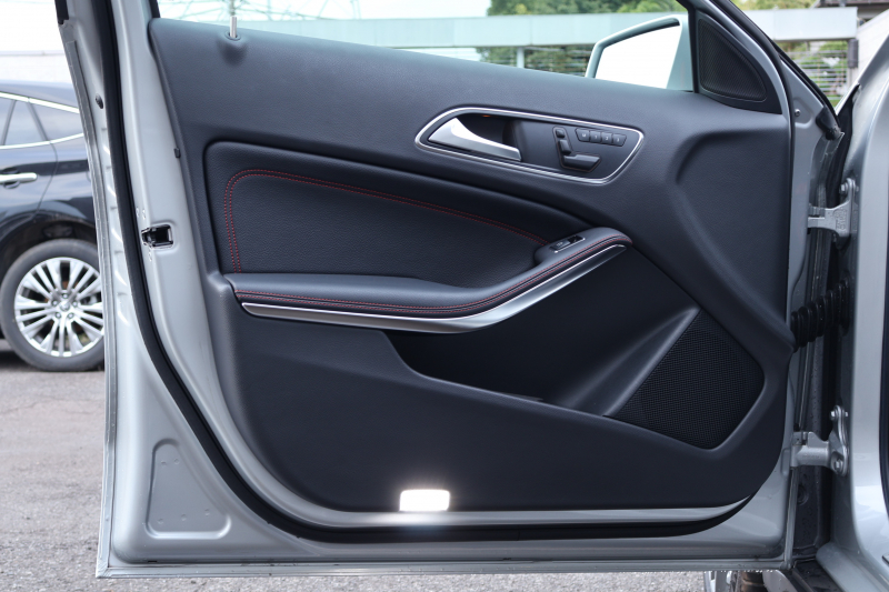 car thumbnails