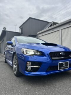 スバルWRXSTI画像