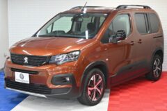 プジョーリフターの写真