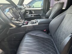 マヌファクトゥーアプログラムプラス内装