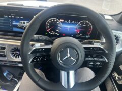 G450d 　AMGライン　ステアリング