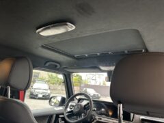 サンルーフ付きのG450 d