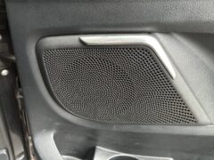 V220dスポーツロング ブルメスタースピーカー